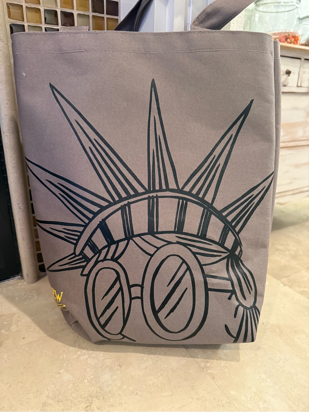 Starbucks New York City Gray Large Tote Bag Statue of Liberty Graphic NEW W/TAG